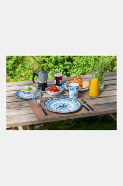 Bo-Camp Servies - 100% Melamine - 16-delig - Hollands - Blauw 17 Bo-Camp Servies - 100% Melamine - 16-delig - Hollands - Blauw -Bo-Camp medee00004 4040 09 nl
